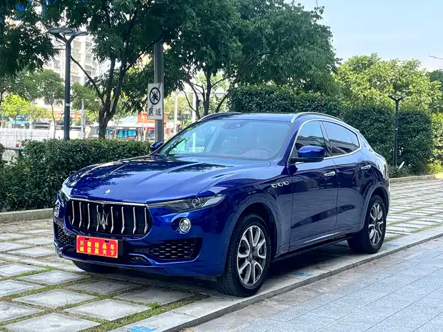 MASERATI LEVANTE