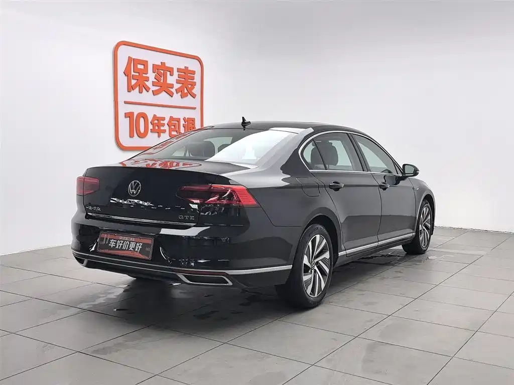 VOLKSWAGEN MAGOTAN GTE PLUG IN HYBRID