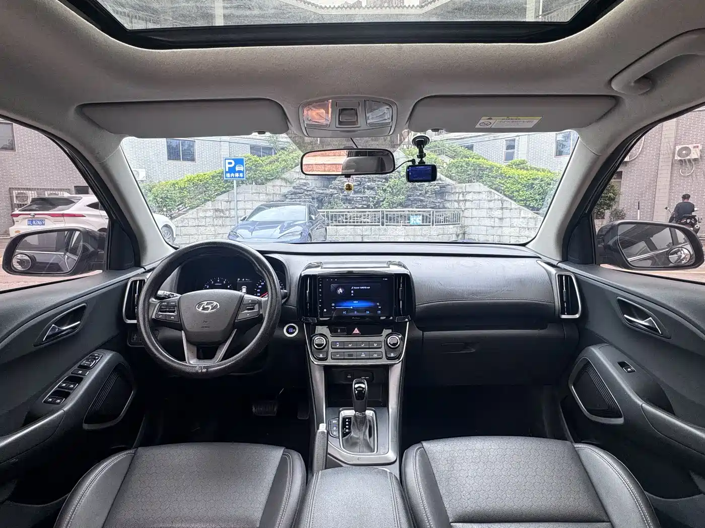 Hyundai Beijing Hyundai ix35 2019 2.0L Automatic 2WD Zhiyong·Smooth Enjoy China VI фото 7