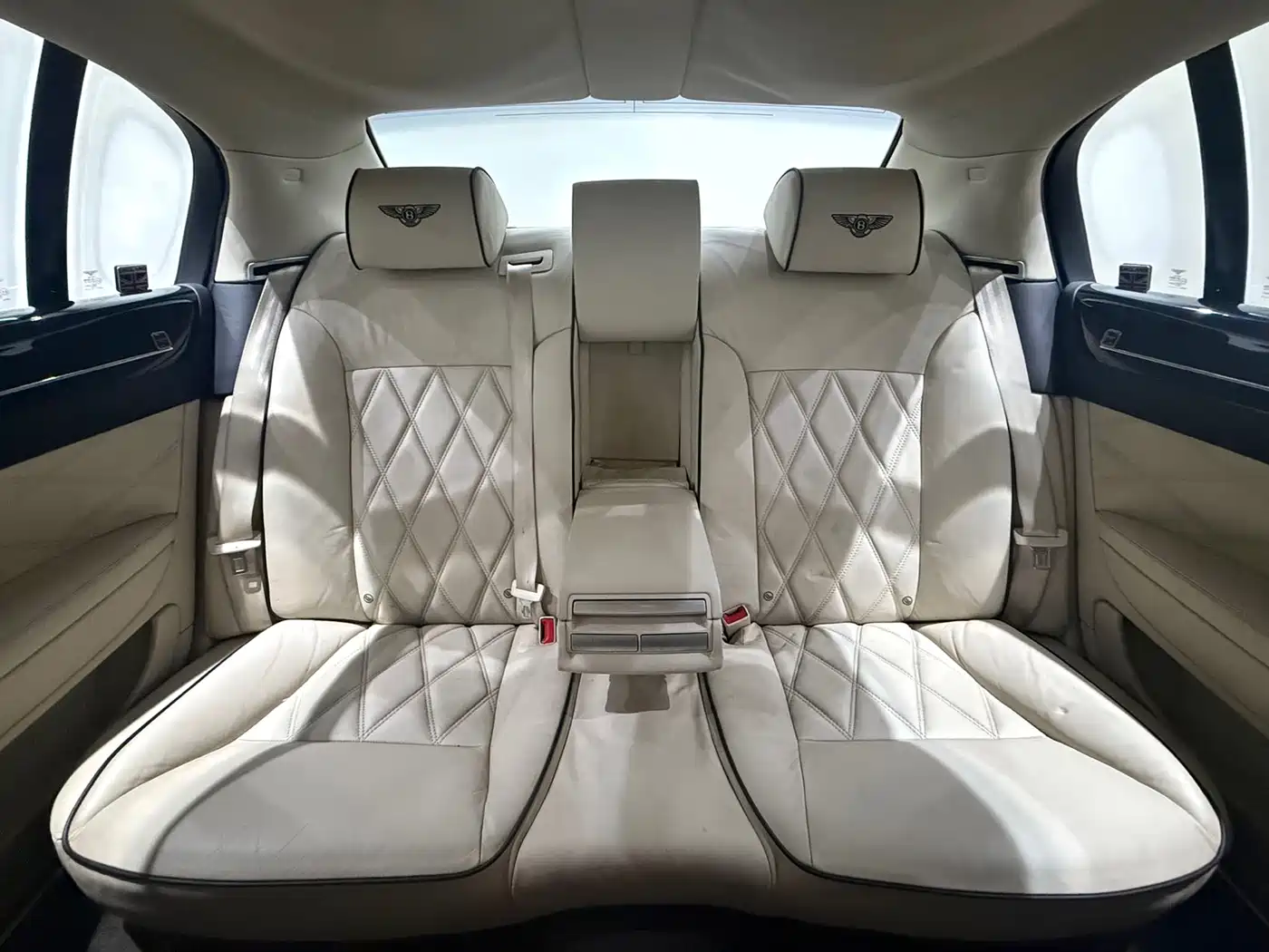 Bentley Flying Spur 2010 6.0T 5-seater Version фото 8