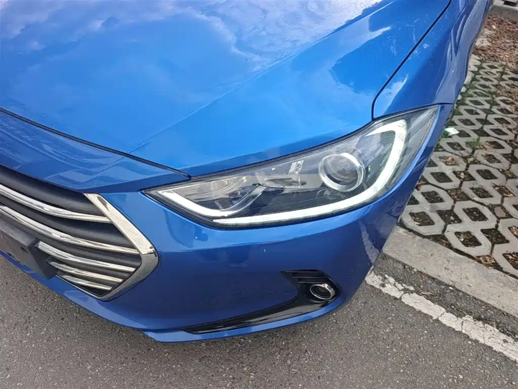 Hyundai Elantra 2016 Model 1.6L Automatic Smart Elite фото 24