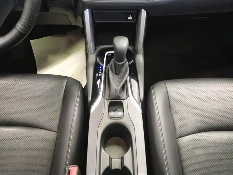 Toyota Corolla Cross 2022 2.0L Luxury Edition фото 16