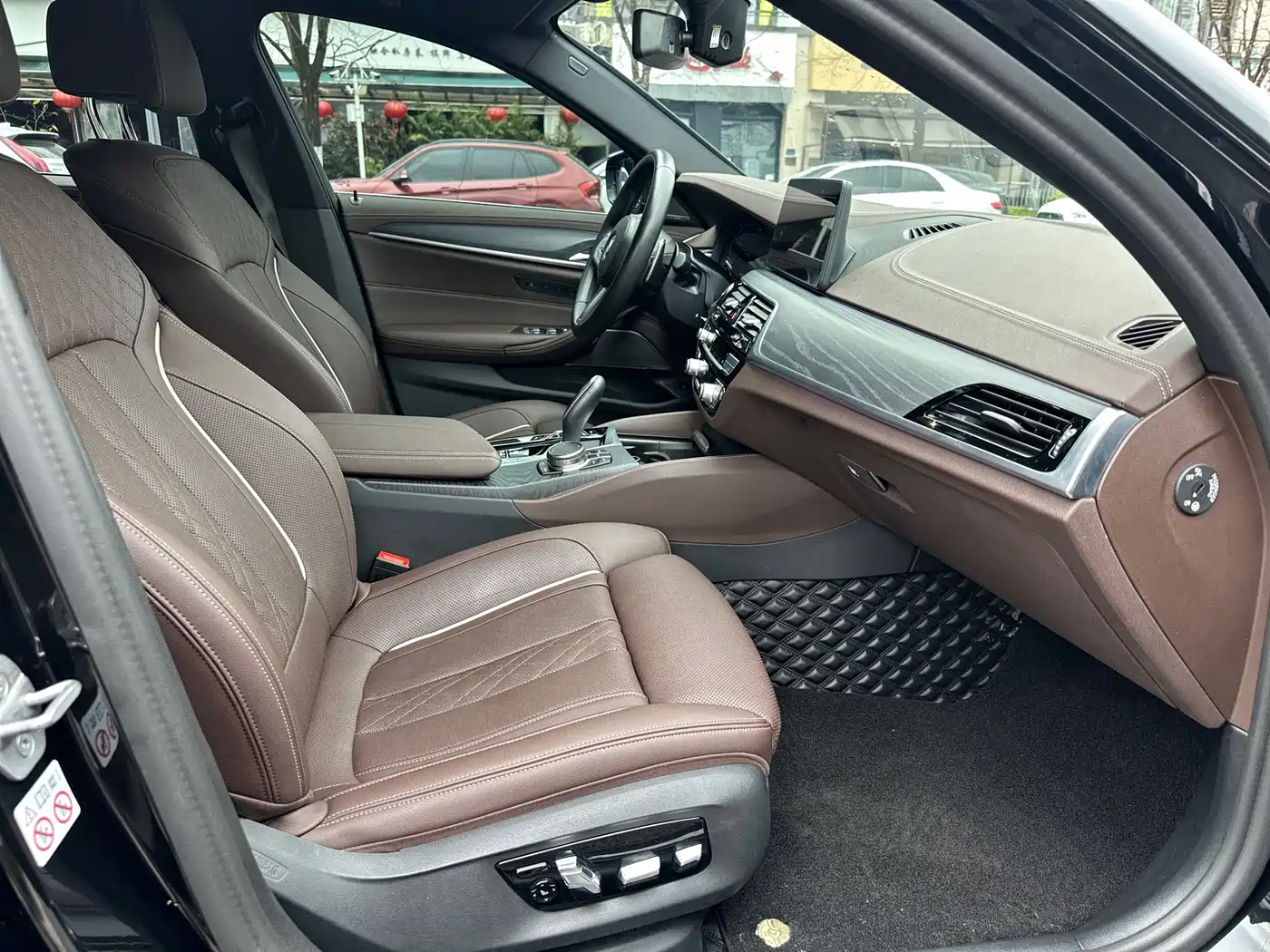 BMW 5 Series 2023 Facelift 530Li Premium M Sport Package фото 8
