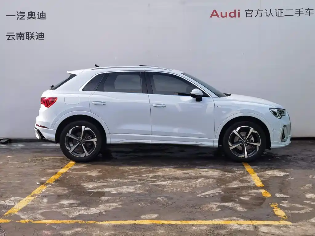 Audi Q3 2024 2024 35 TFSI Fashion Sport
