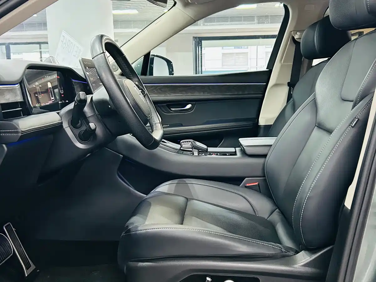 AITO Wenjie AITO M5 2022 Extended Range AWD Performance Edition фото 7