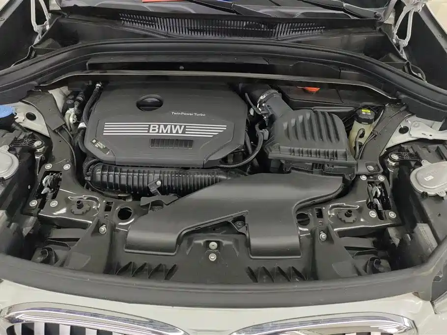 BMW X1 2021 sDrive25Li Leading фото 10
