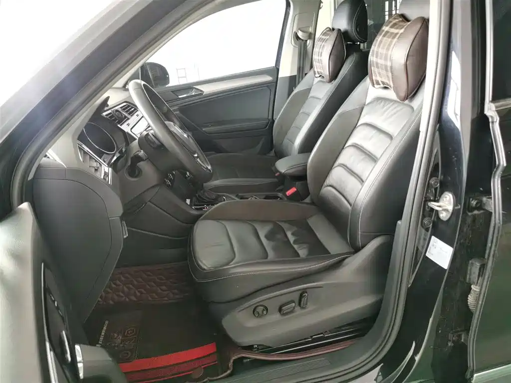 Volkswagen Tiguan L 2020 330TSI Auto 2WD Panorama Comfort China VI фото 8