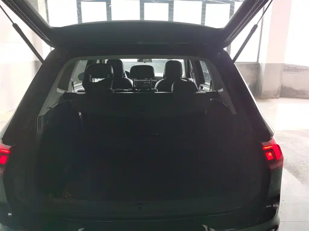 Volkswagen Tiguan L 2020 330TSI Auto 2WD Panorama Comfort China VI фото 10