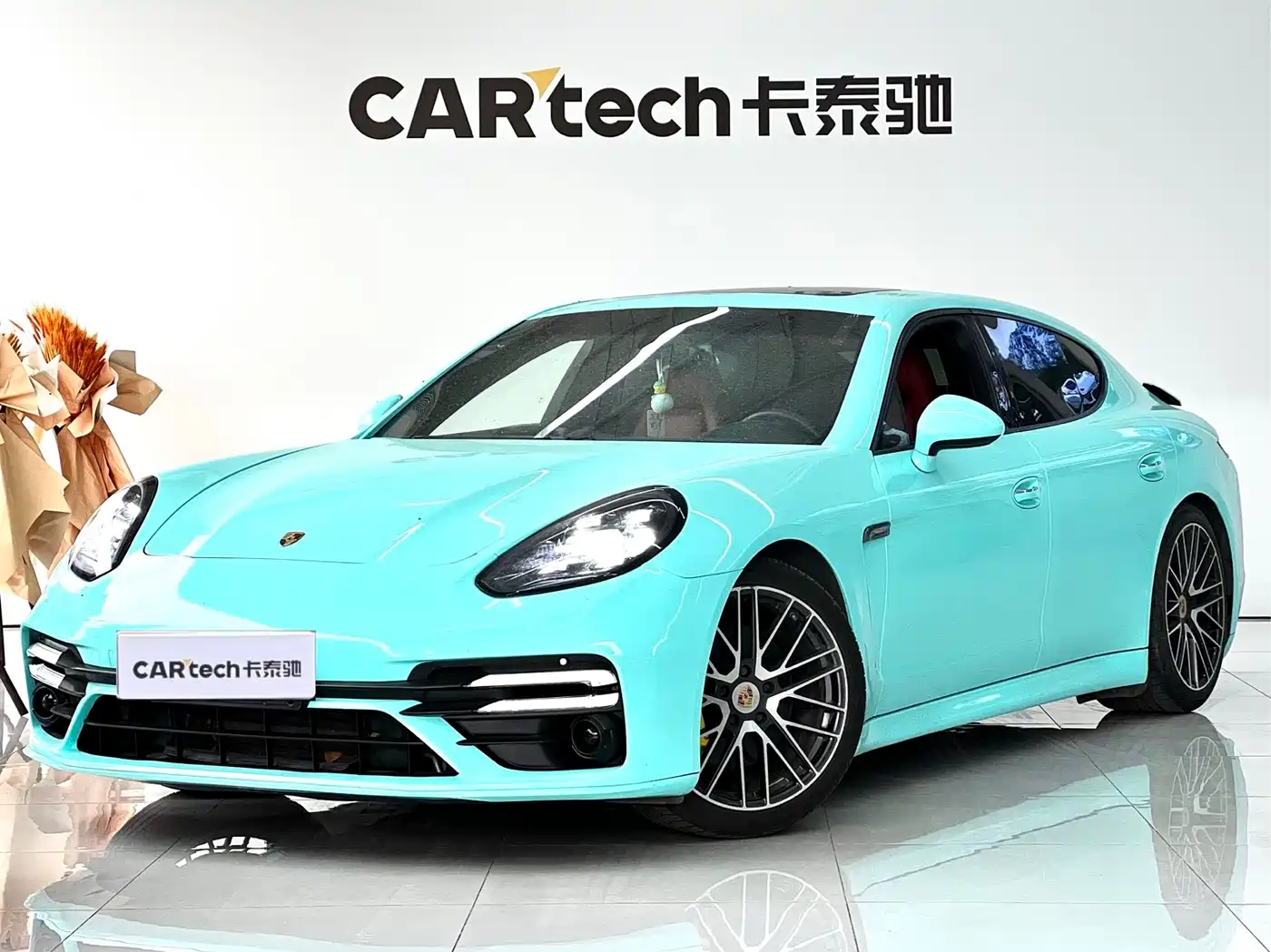 Porsche Panamera 2010 Panamera 4 3.6L