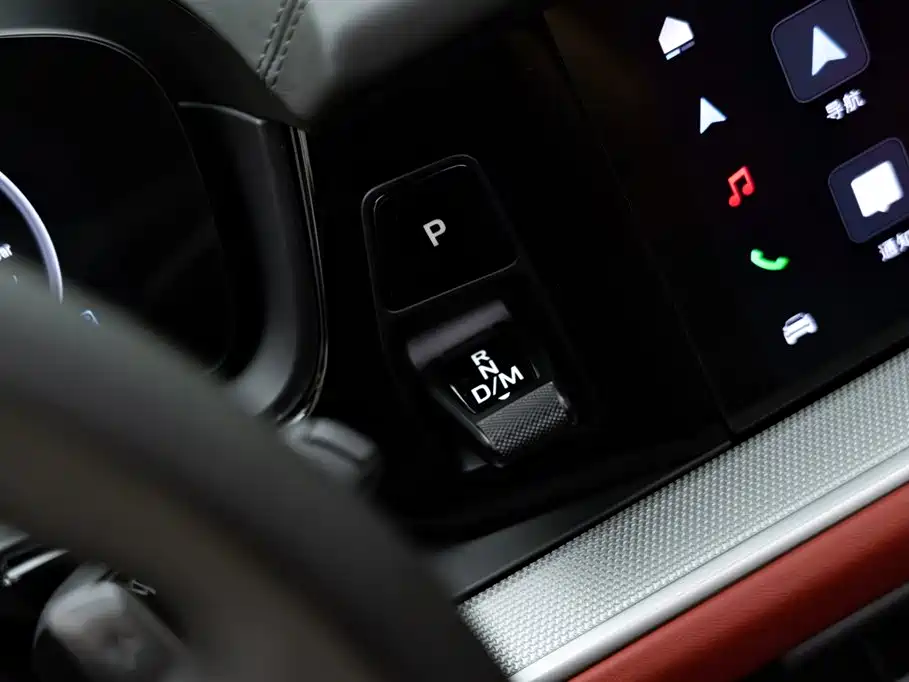 Porsche Cayenne 2025 Cayenne 3.0T Dream Chaser Edition фото 21