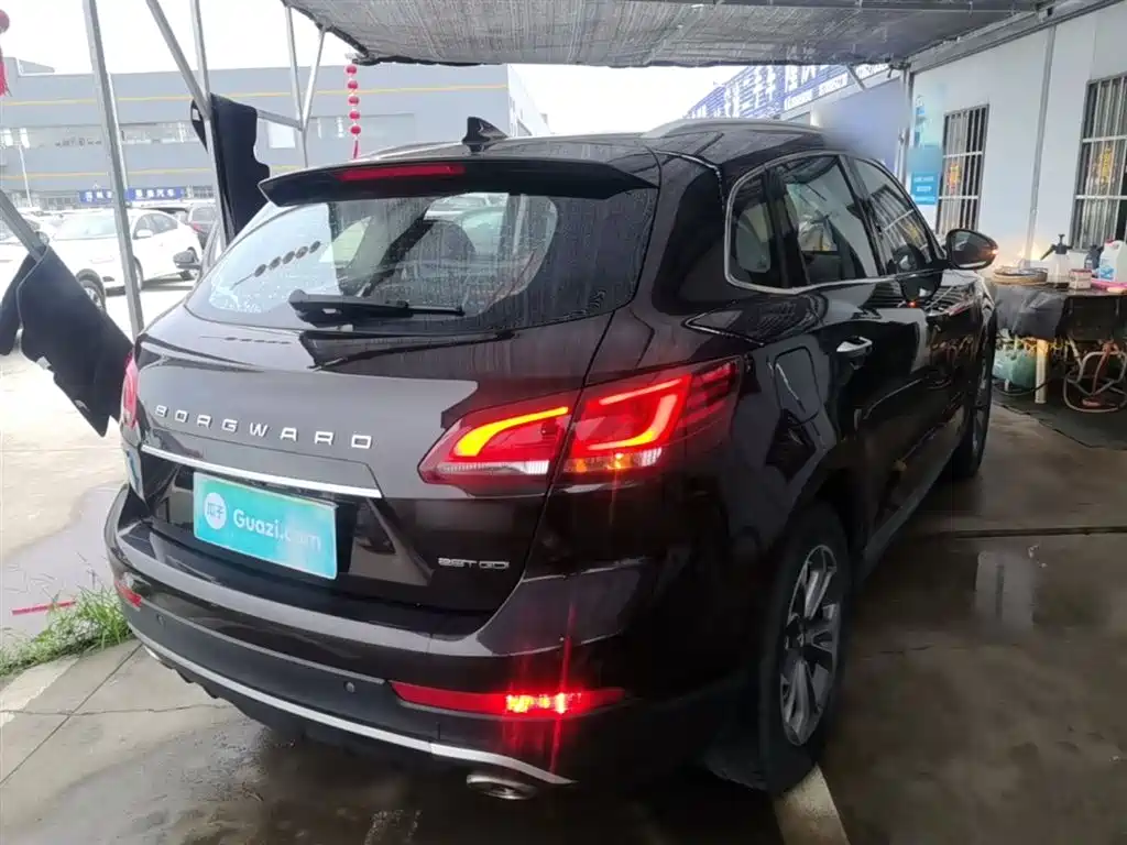 Borgward BX7 2018 2018 28T 2WD Quality Enjoy 5-Seater China V