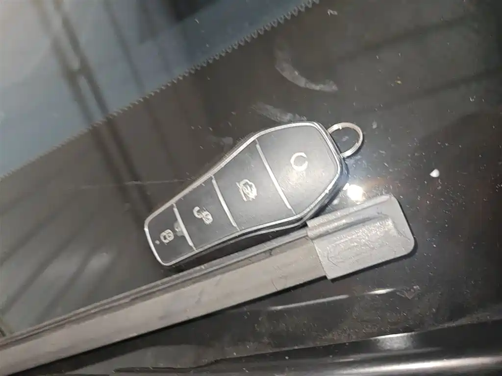 BYD Han 2022 DM-i 242KM Flagship фото 9