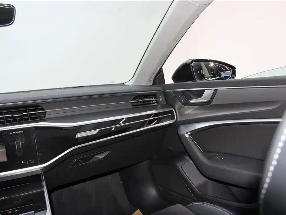 Audi A7L 2024 45TFSI S-line Dream Edition Crystal Package фото 34