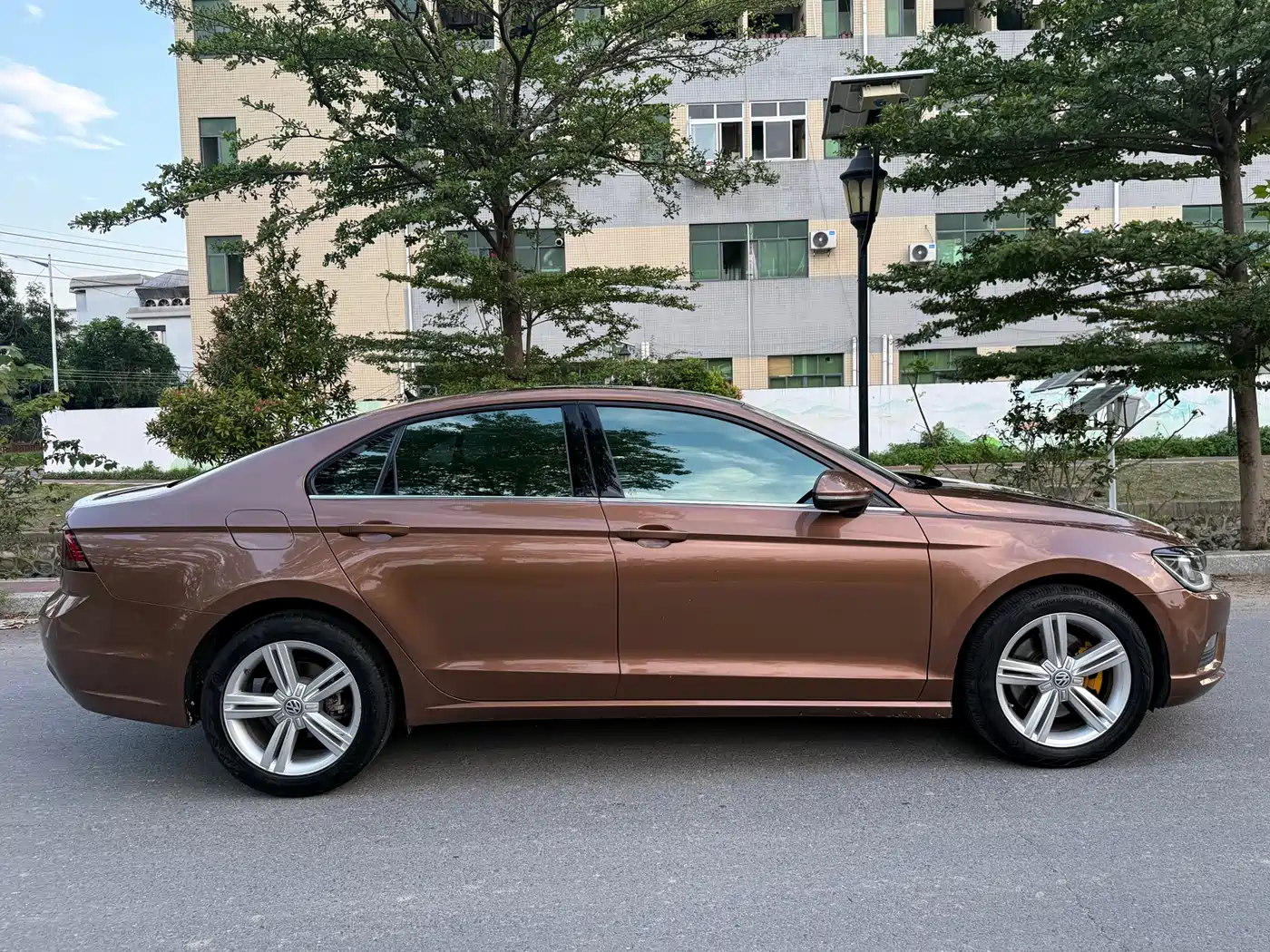 Volkswagen Lamando 2015 330TSI DSG Comfort фото 10