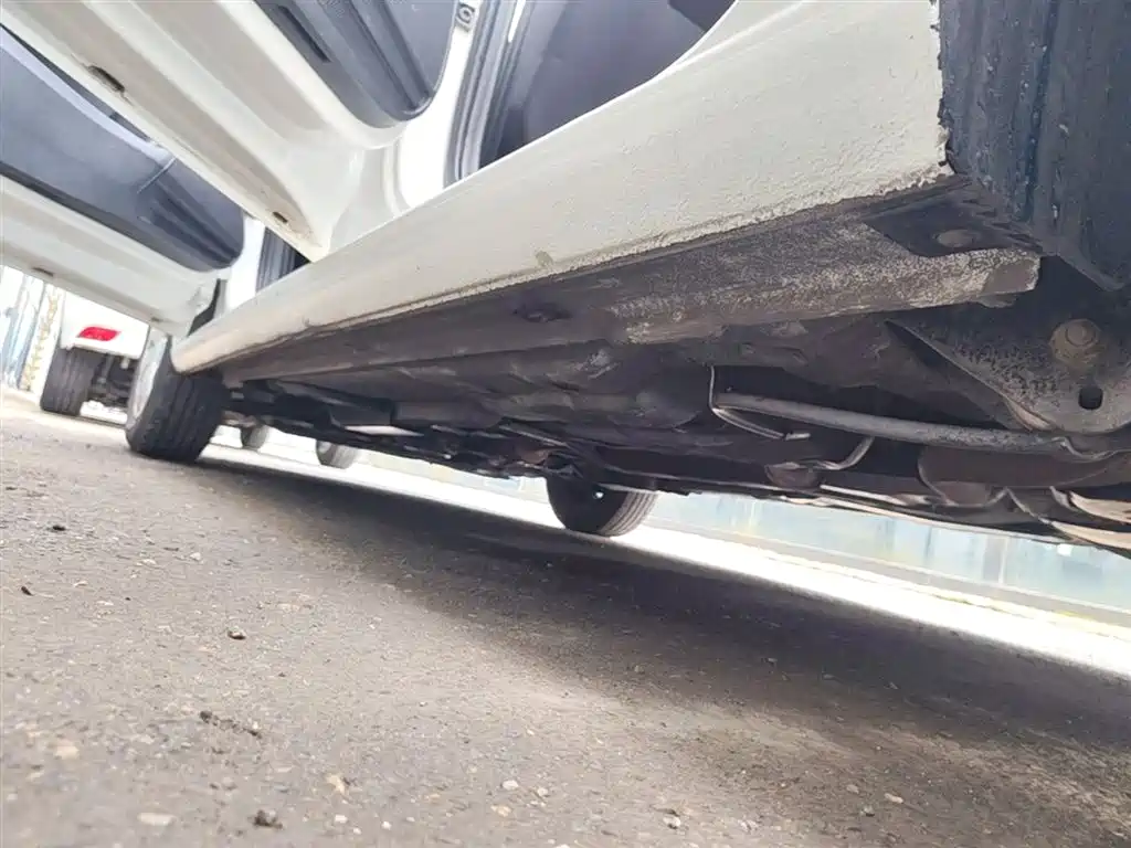Volkswagen Santana 2015 1.4L Manual Trend Edition фото 22