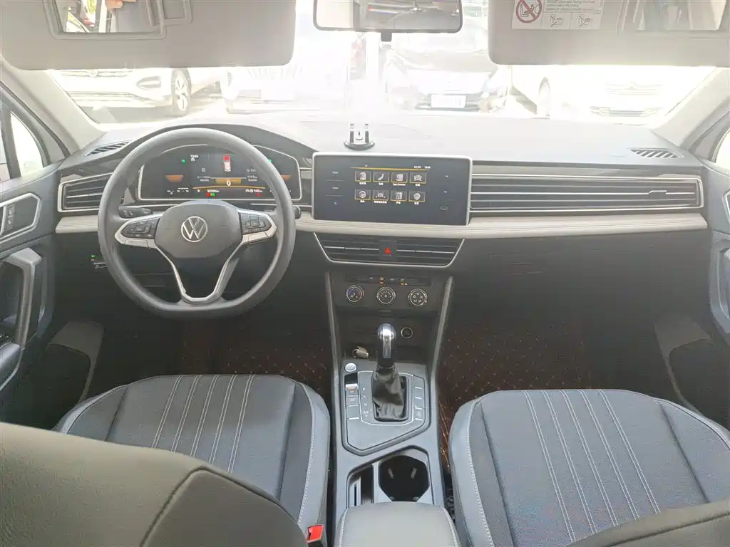 Volkswagen Tiguan L 2022 330TSI Automatic 2WD Comfort Edition фото 6