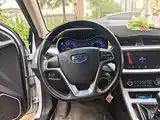 Фото 3 - Geely Vision