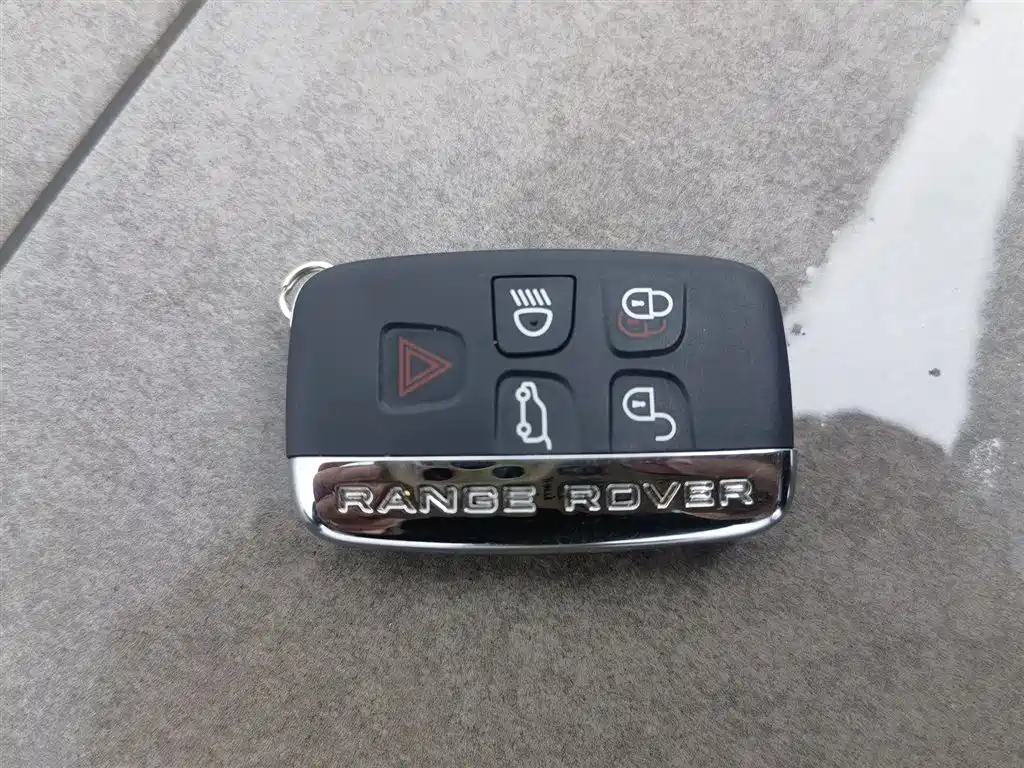 Land Rover Range Rover Velar 2020 P340 R-DYNAMIC S фото 19
