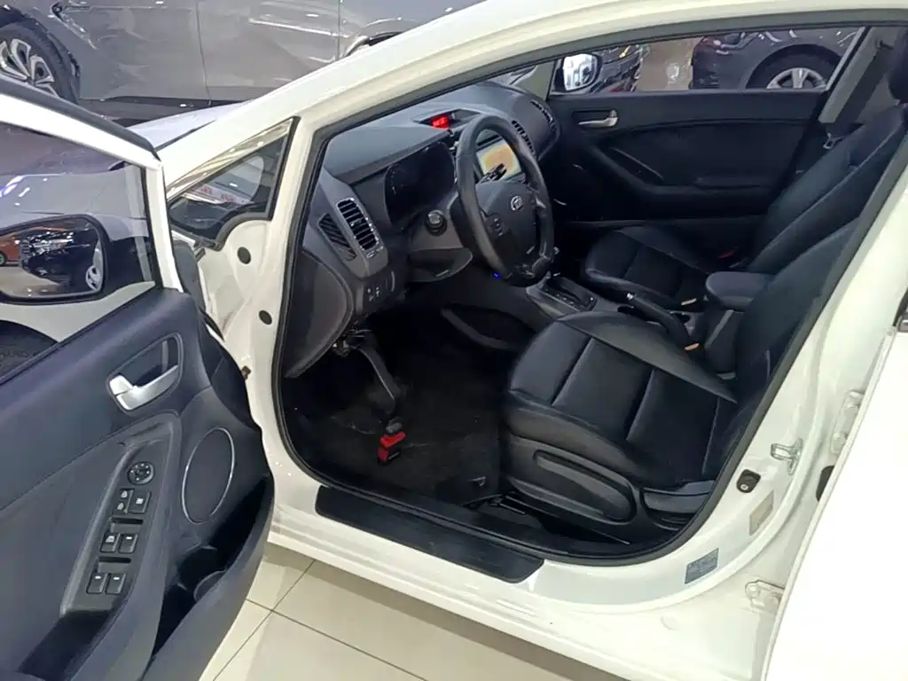 Kia K3S 2015 2014 1.6L Automatic GLS