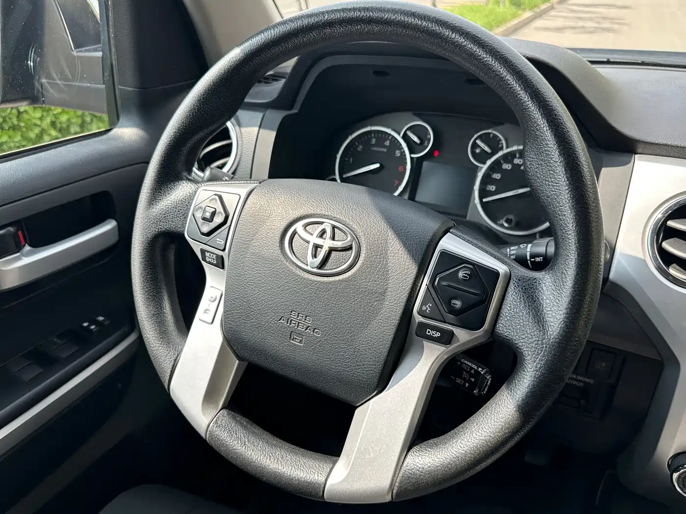 Toyota Tundra 2014 5.7L TRD Pro фото 15