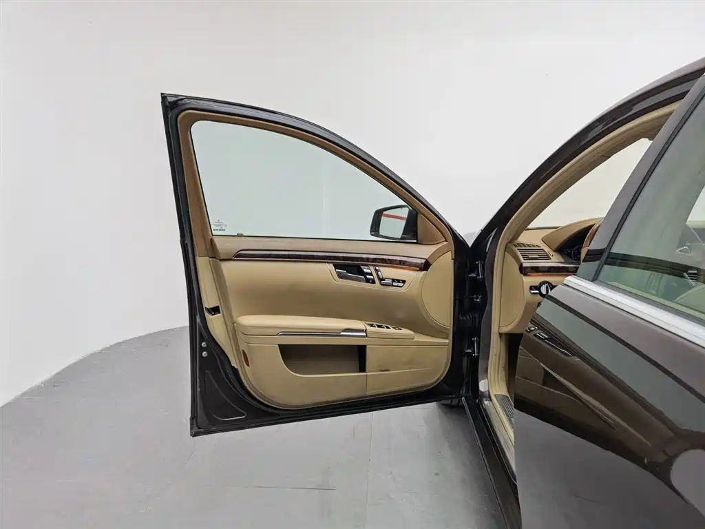 Mercedes-Benz S-Class 2010 Model S 400 L HYBRID фото 8