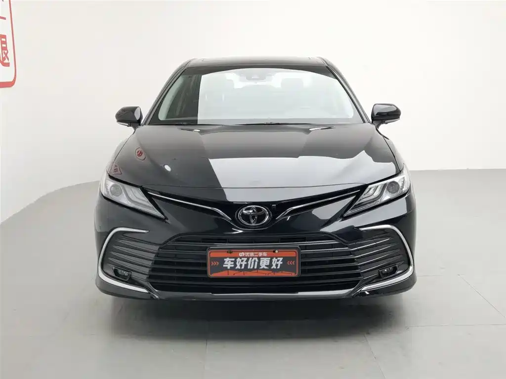 Toyota Camry 2021 2.0G Luxury Edition фото 3