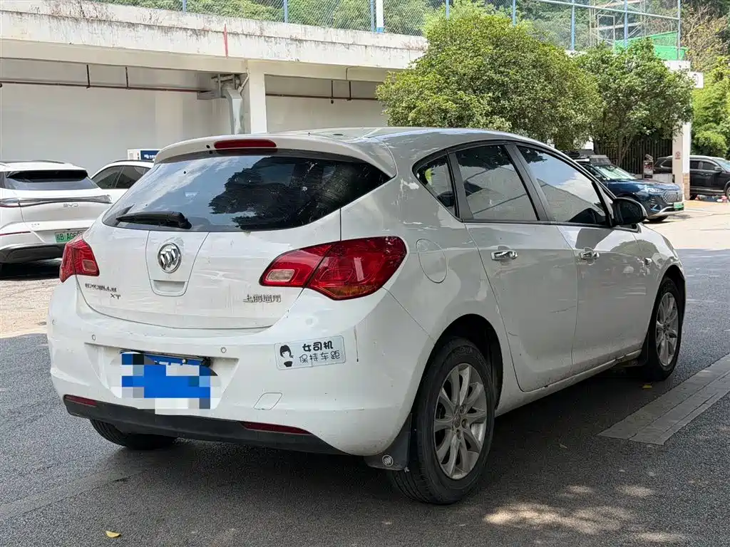 Buick Excelle 2012 XT 1.6L Automatic Fashion Edition фото 7