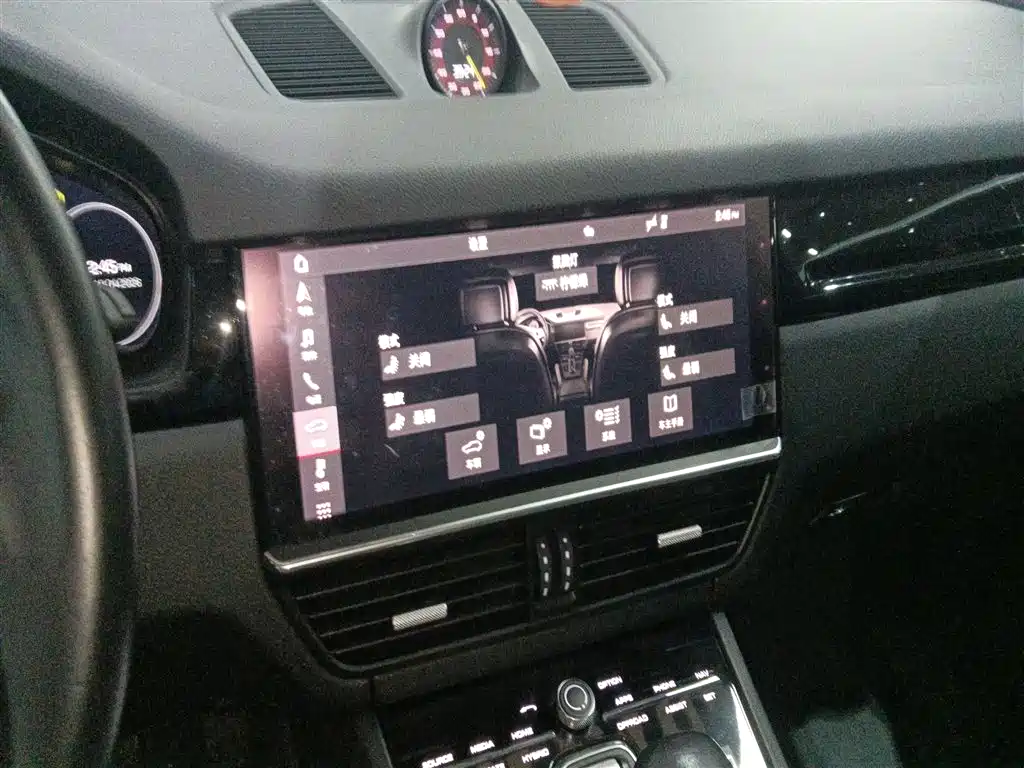 PORSCHE CAYENNE NEW ENERGY