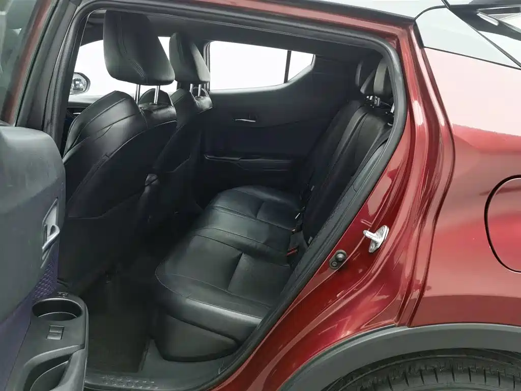 Toyota IZOA 2020 2.0L Yi Chi Edition фото 15