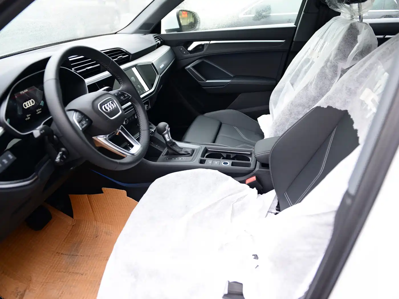 Audi Q3 2023 35 TFSI Progressive Dynamic (1.5T) фото 4