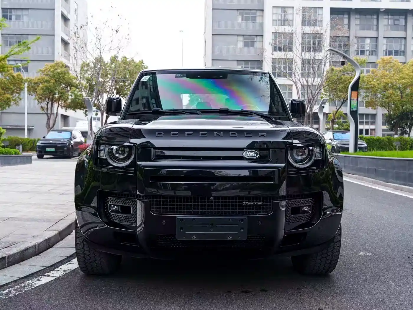 Land Rover Defender 2022 110 P400 X-DYNAMIC HSE фото 2