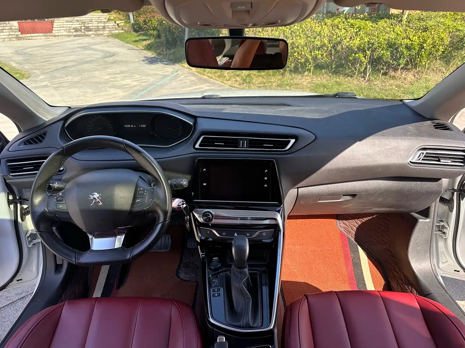 صورة 10 - Peugeot 308