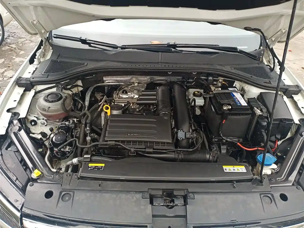 Volkswagen Bora 2023 200TSI DSG Yuexing Edition фото 20