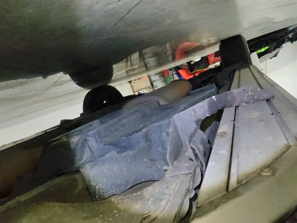 Toyota RAV4 Rongfang 2016 2.0L CVT 2WD Trend (China V) фото 21