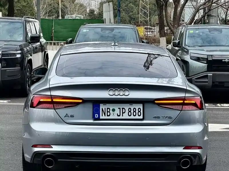 Audi A5 (Import) 2019 Sportback 45 TFSI Fashion фото 8