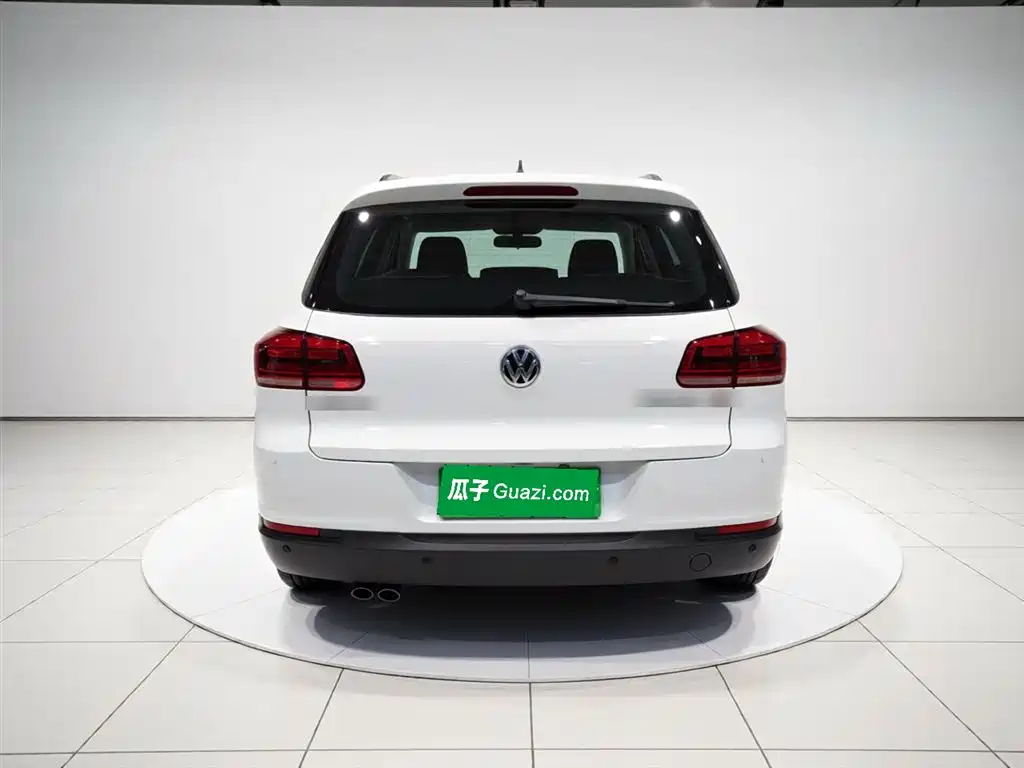 Volkswagen Tiguan 2015 1.8TSI Automatic 2WD Comfortline фото 6