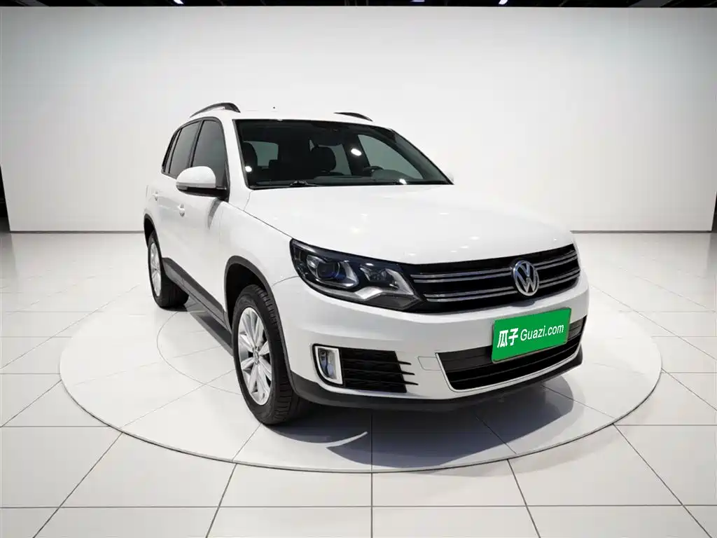 Volkswagen Tiguan 2015 1.8TSI Automatic 2WD Comfortline фото 4