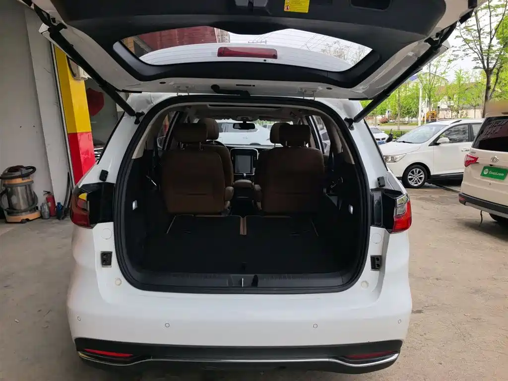 BYD Song MAX 2018 1.5T Automatic Smart Connected Premium 6-Seater фото 19
