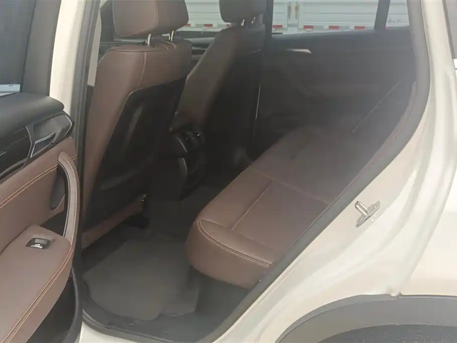BMW X3 (Import) 2014 xDrive20i X Design Package фото 11
