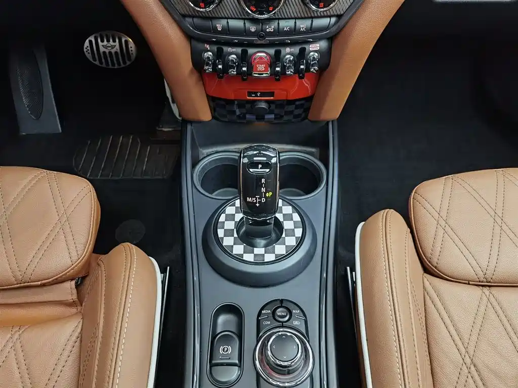 MINI COUNTRYMAN 2022 2.0T COOPER S ALL4 фото 13