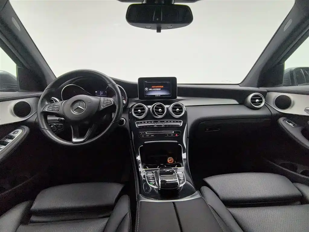 Mercedes-Benz GLC 2016 GLC 200 4MATIC фото 5