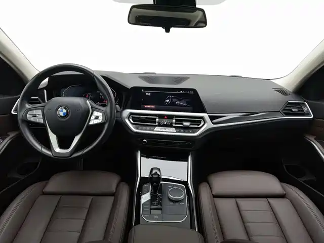 BMW 3 Series 2020 320i Sport Package — фото 5