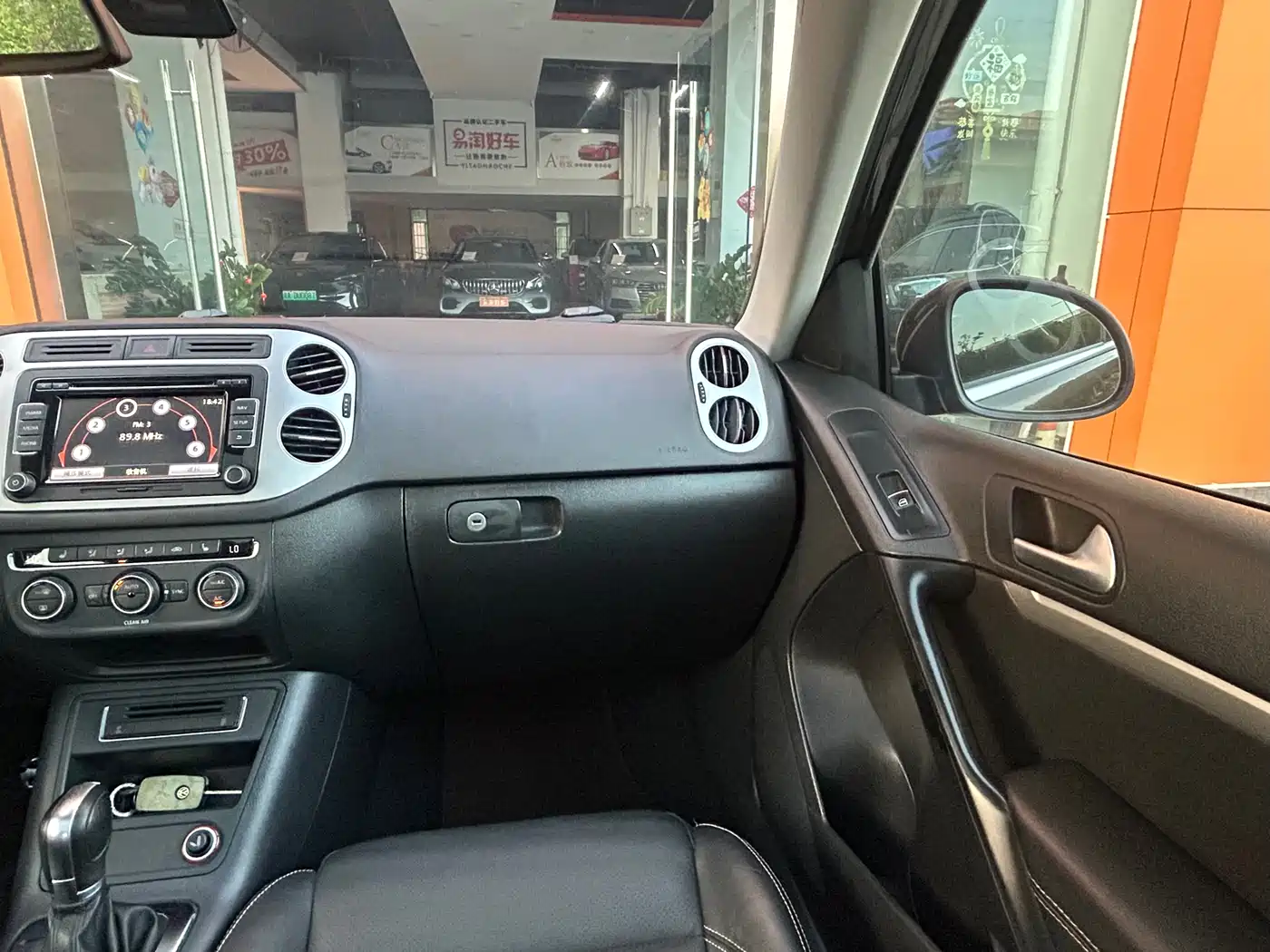 Volkswagen Tiguan 2015 1.8TSI Automatic 4WD Highline фото 19