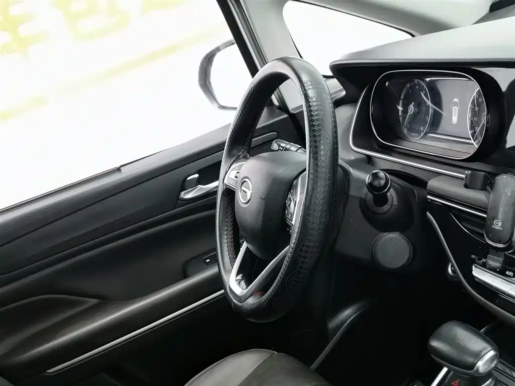 GAC Trumpchi Trumpchi M6 2019 270T DCT Premium Edition (7-seater) (China VI) фото 22