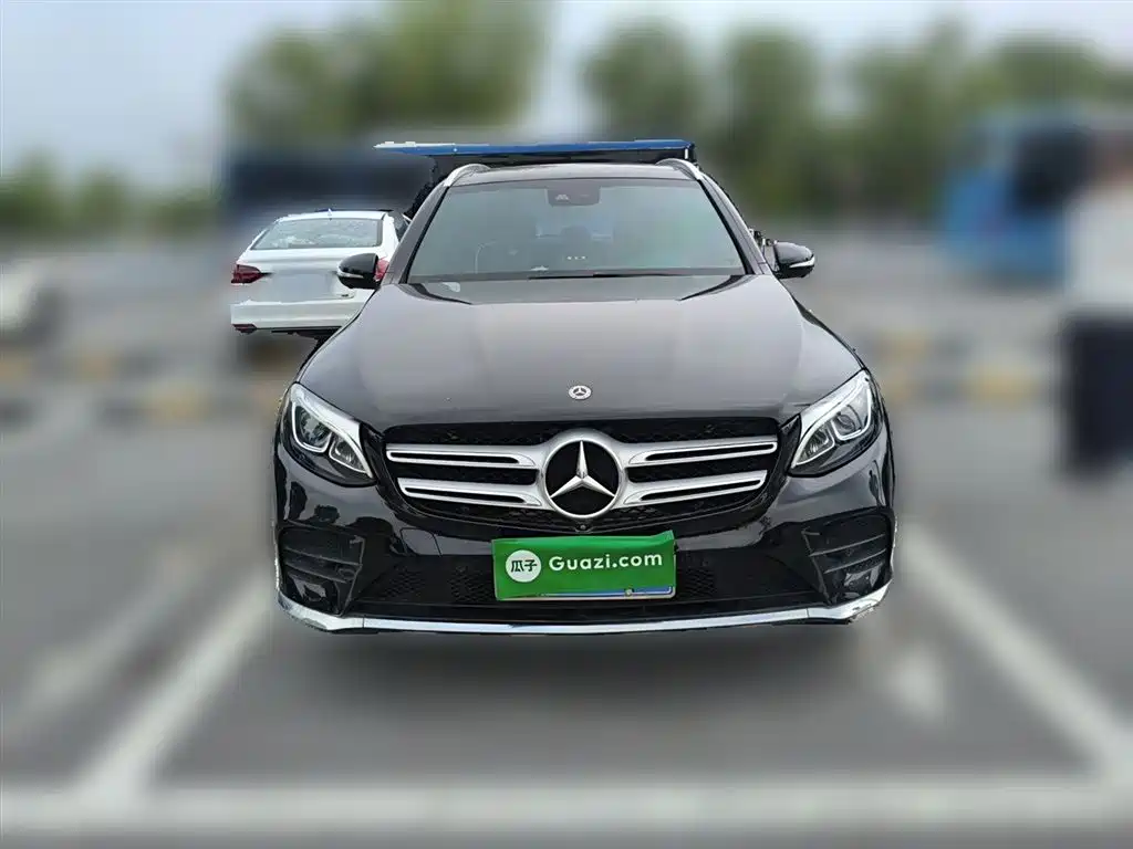 Mercedes-Benz GLC 2018 Facelift GLC 260 4MATIC Luxury фото 2