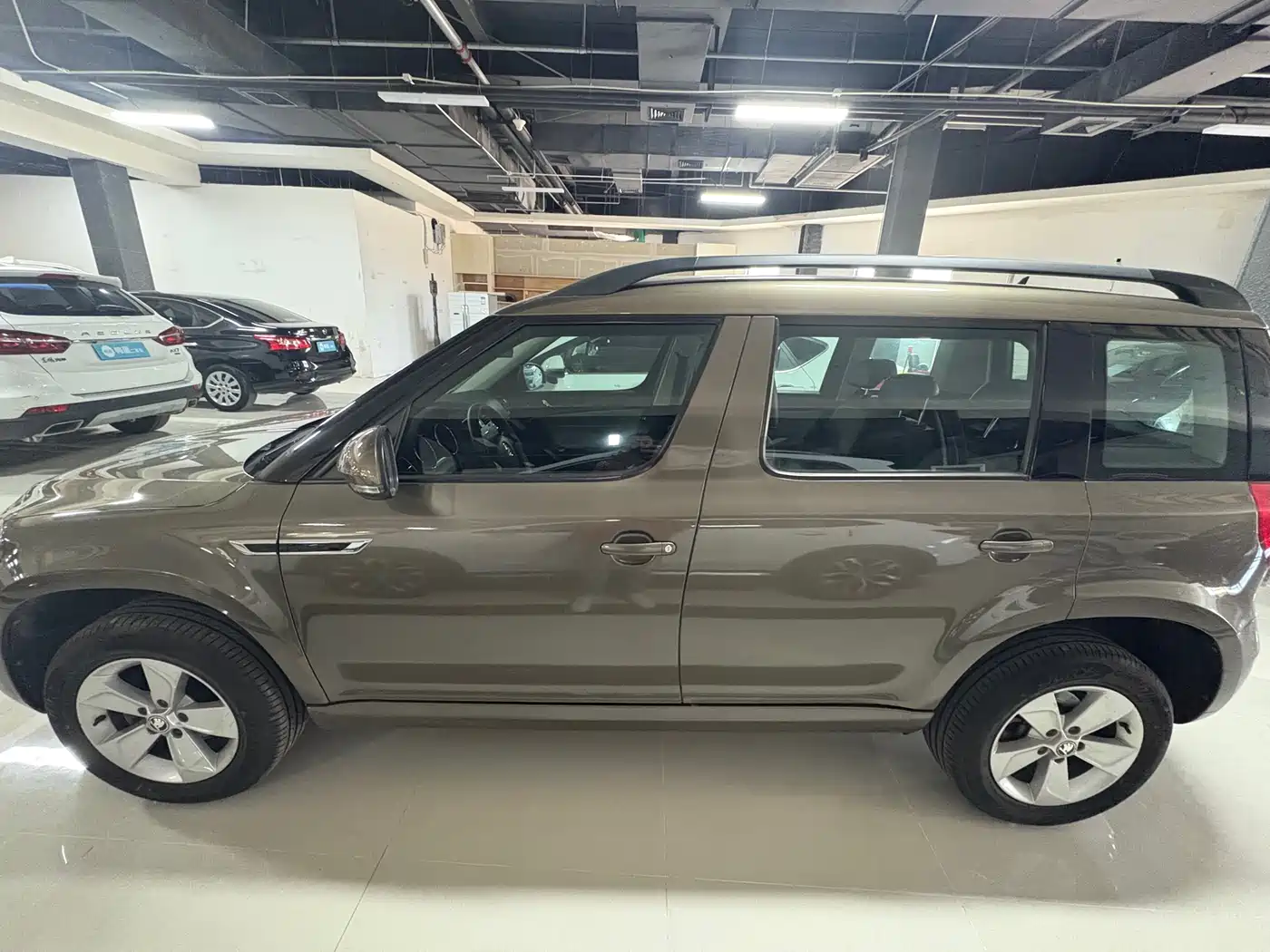 Škoda Yeti 2017 TSI280 DSG Advance фото 2