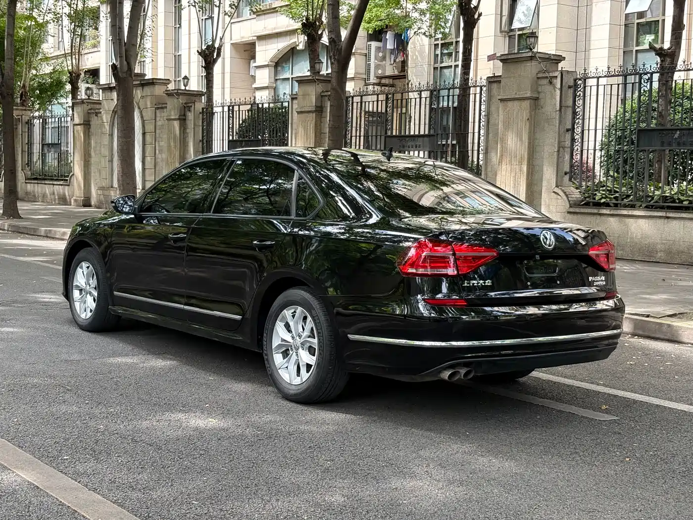 Volkswagen Passat 2017 280TSI DSG Prestige фото 15