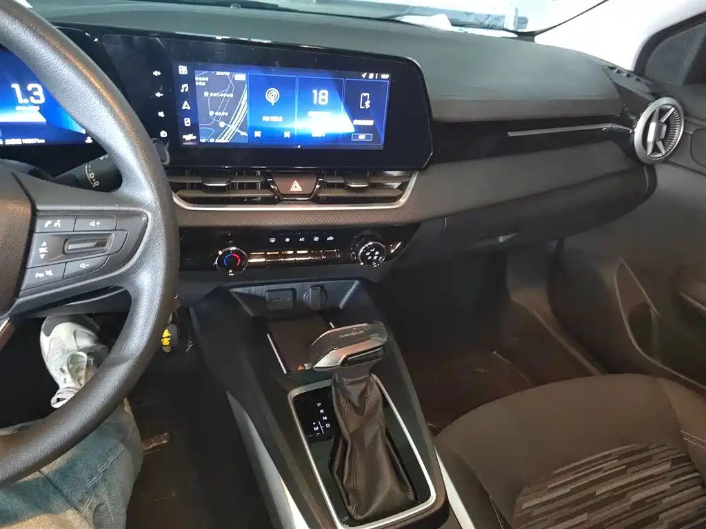 Chevrolet Monza 2023 1.5L DCT Enjoyment Edition фото 13
