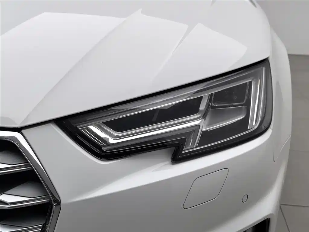 Audi A4L 2019 40 TFSI Fashion (China V) фото 7