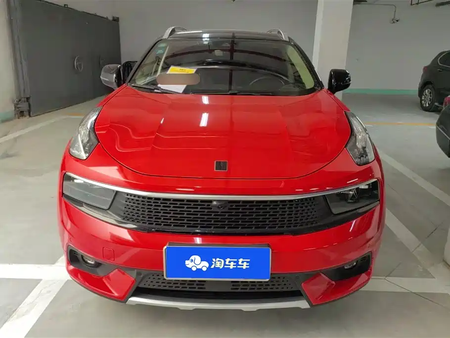 Lynk & Co 01 2017 2.0T AWD Pro фото 2